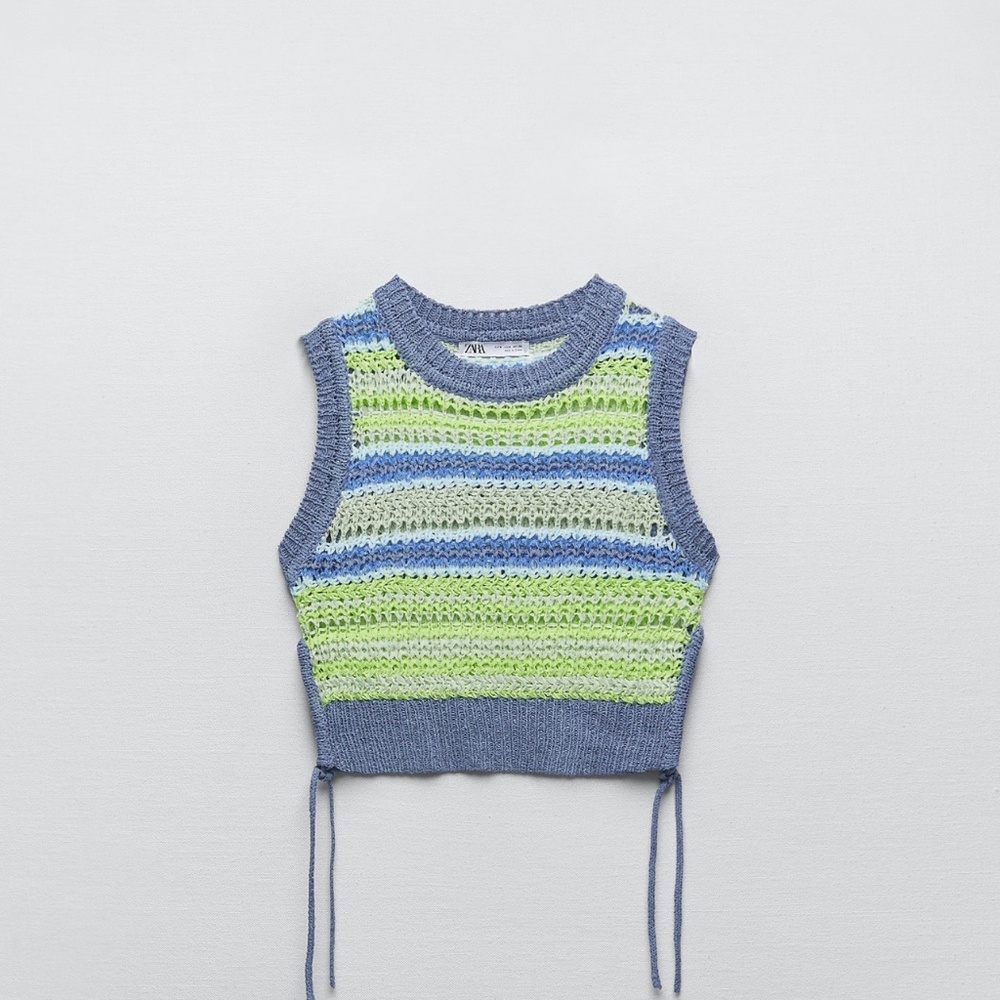Zara Crochet Crop Top size Small